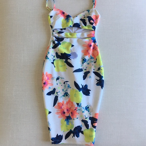 Nookie White Floral Dress - Picture 1 of 4